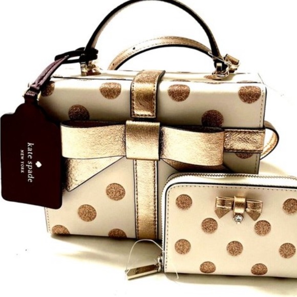 kate spade Handbags - NWT Kate spade NY WRAPPING PARTY GIFT BOX CROSSBODY & wallet set